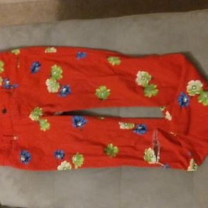 Hollister Skinny Jeans, size 3, red floral